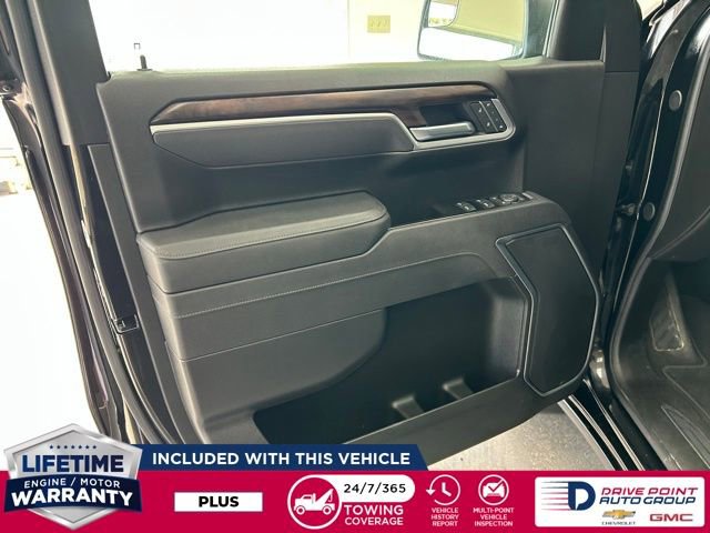 Used 2025 GMC Sierra 1500 SLT AWD/4WD image 14