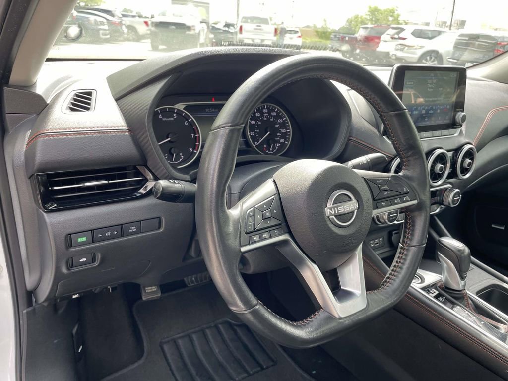 Used 2024 Nissan Sentra SR w/ SR Premium Package FWD image 18