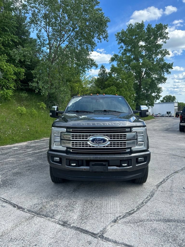 Certified 2017 Ford F250 Platinum w/ Platinum Ultimate Package AWD/4WD image 2