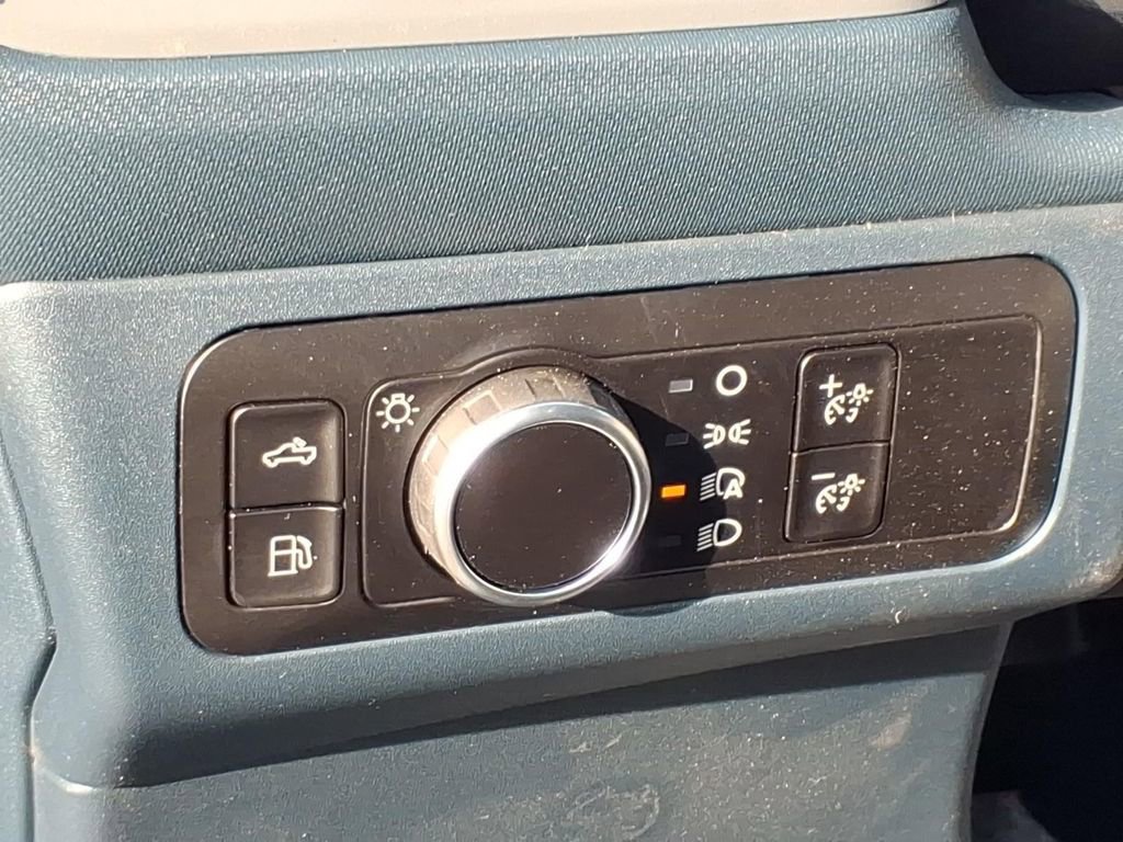 New 2026 Ford Maverick Lariat w/ Black Appearance Package image 19