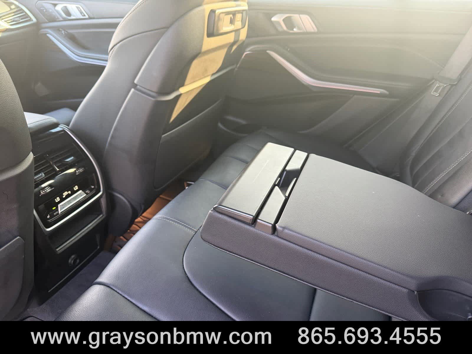 Used 2021 BMW X5 xDrive40i w/ Premium Package 3 AWD/4WD image 16