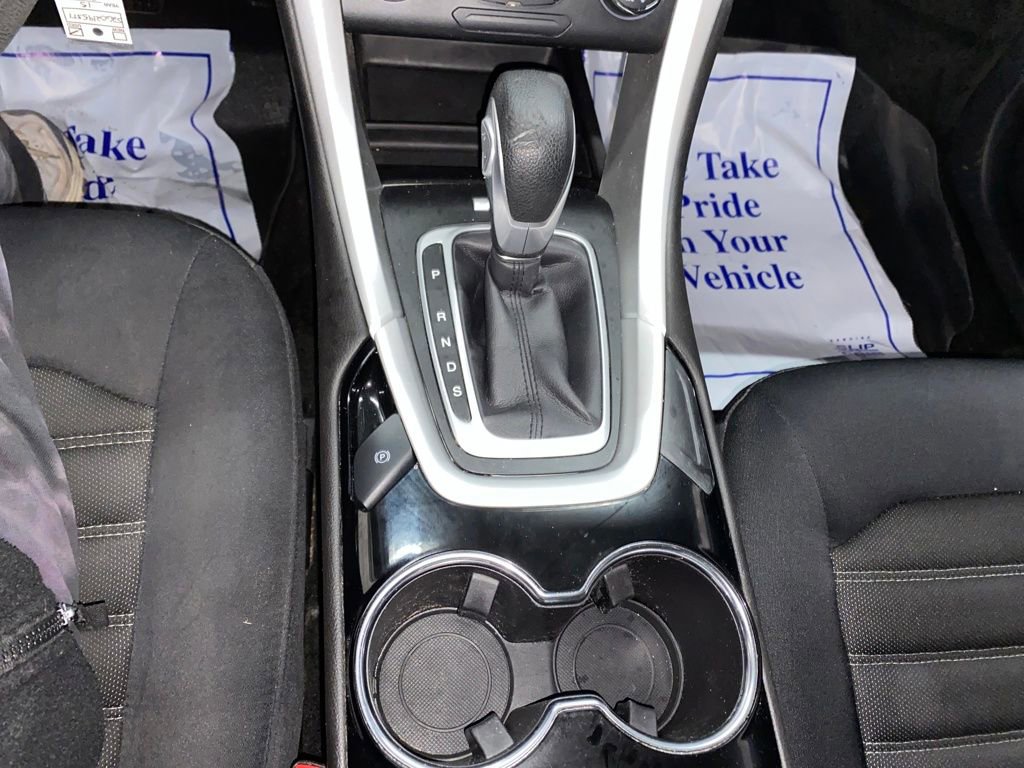 Used 2015 Ford Fusion SE image 21