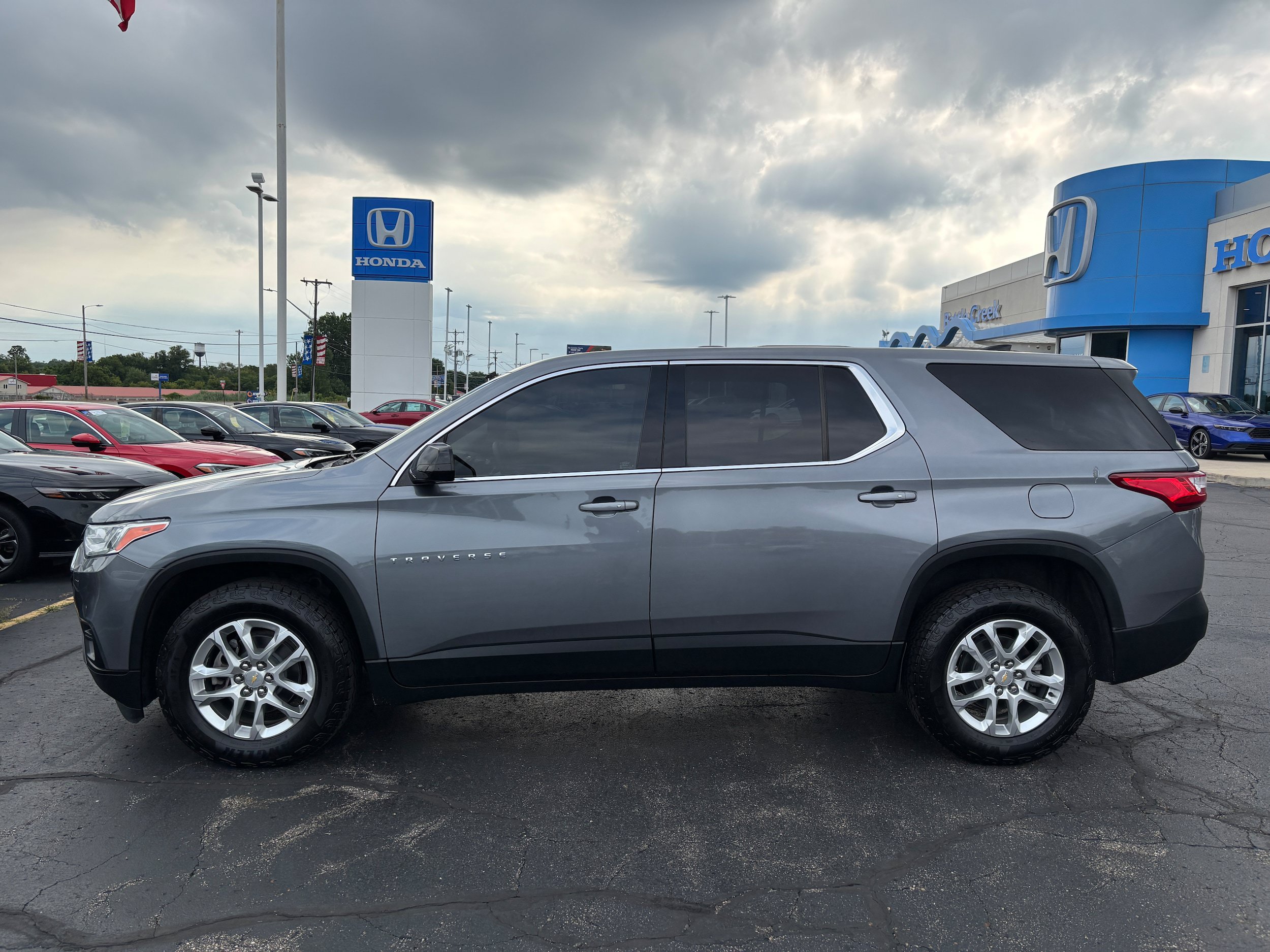 Used 2020 Chevrolet Traverse LS