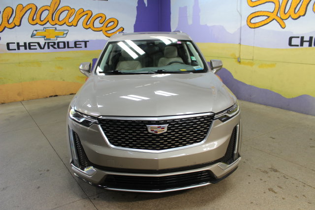 Used 2022 Cadillac XT6 Premium Luxury AWD/4WD image 3
