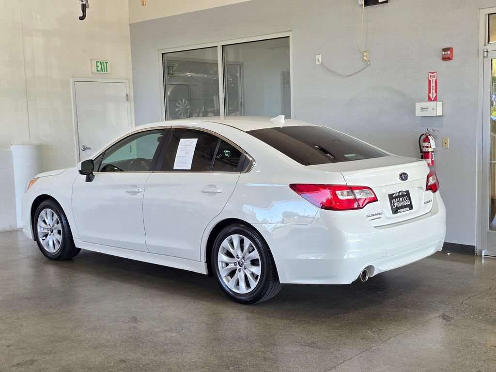 Used 2016 Subaru Legacy 2.5i Premium AWD/4WD image 6