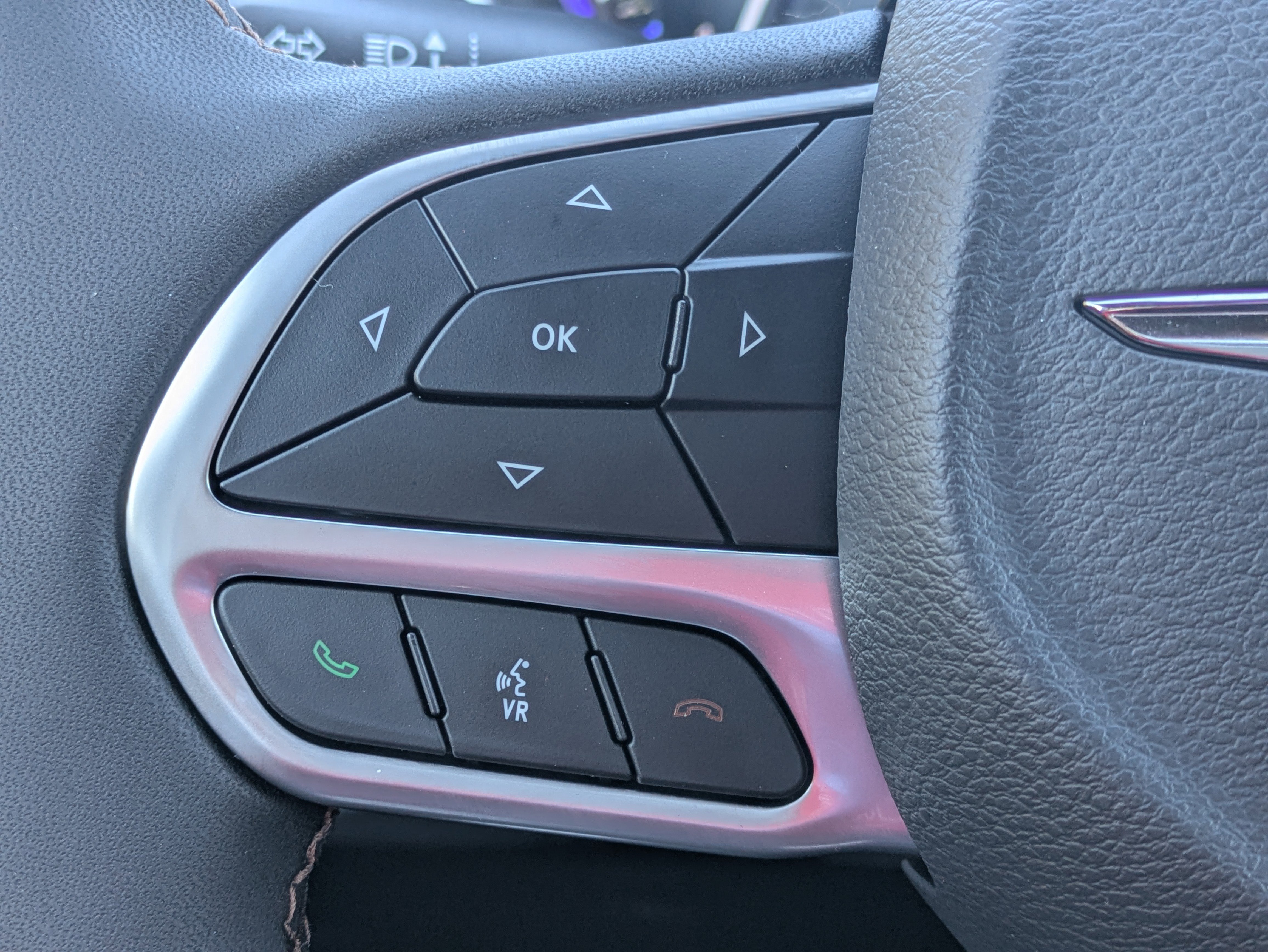 New 2026 Chrysler Pacifica Pinnacle w/ Trailer Tow Group image 26