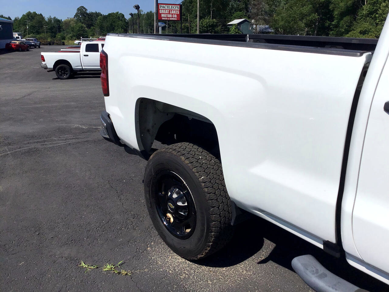 Used 2019 Chevrolet Silverado 2500 W/T w/ Snow Plow Prep Package image 17