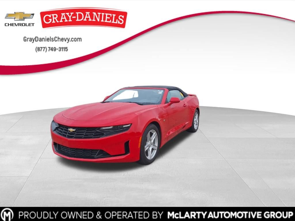 Used 2020 Chevrolet Camaro LT image 1