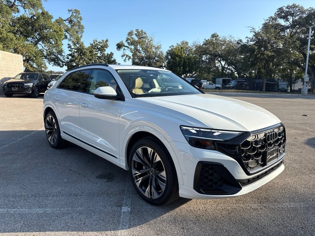 New 2027 Audi Q8 Premium Plus AWD/4WD image 3