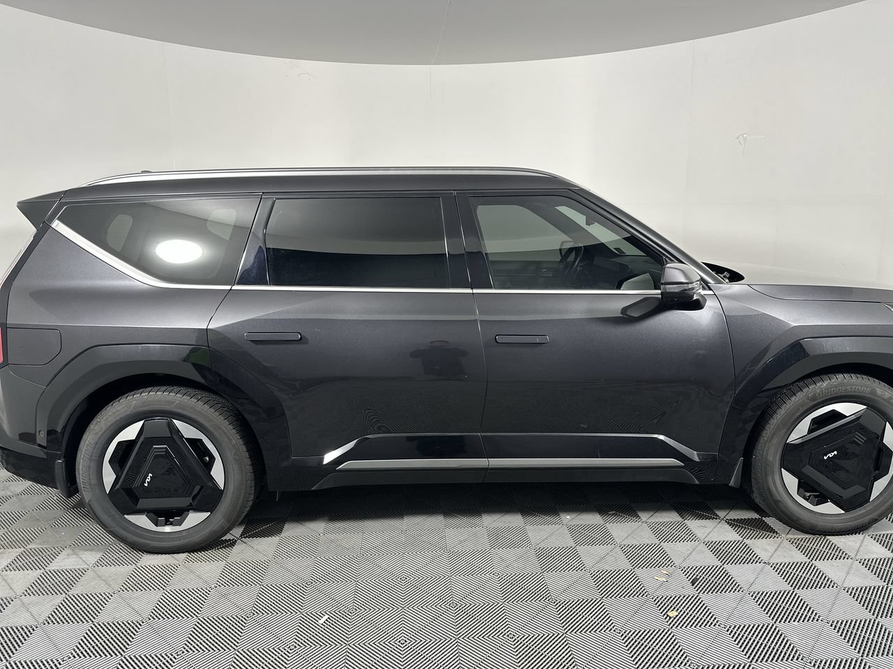 Certified 2024 Kia EV9 Land AWD/4WD image 18