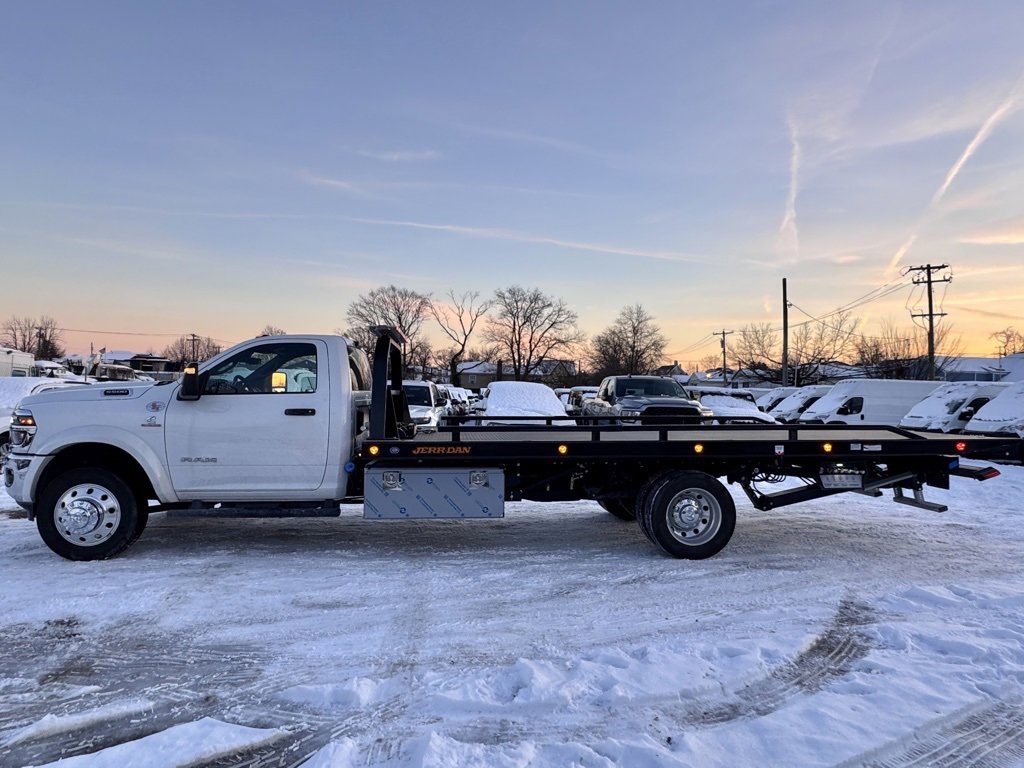 Used 2025 RAM 5500 Tradesman image 4