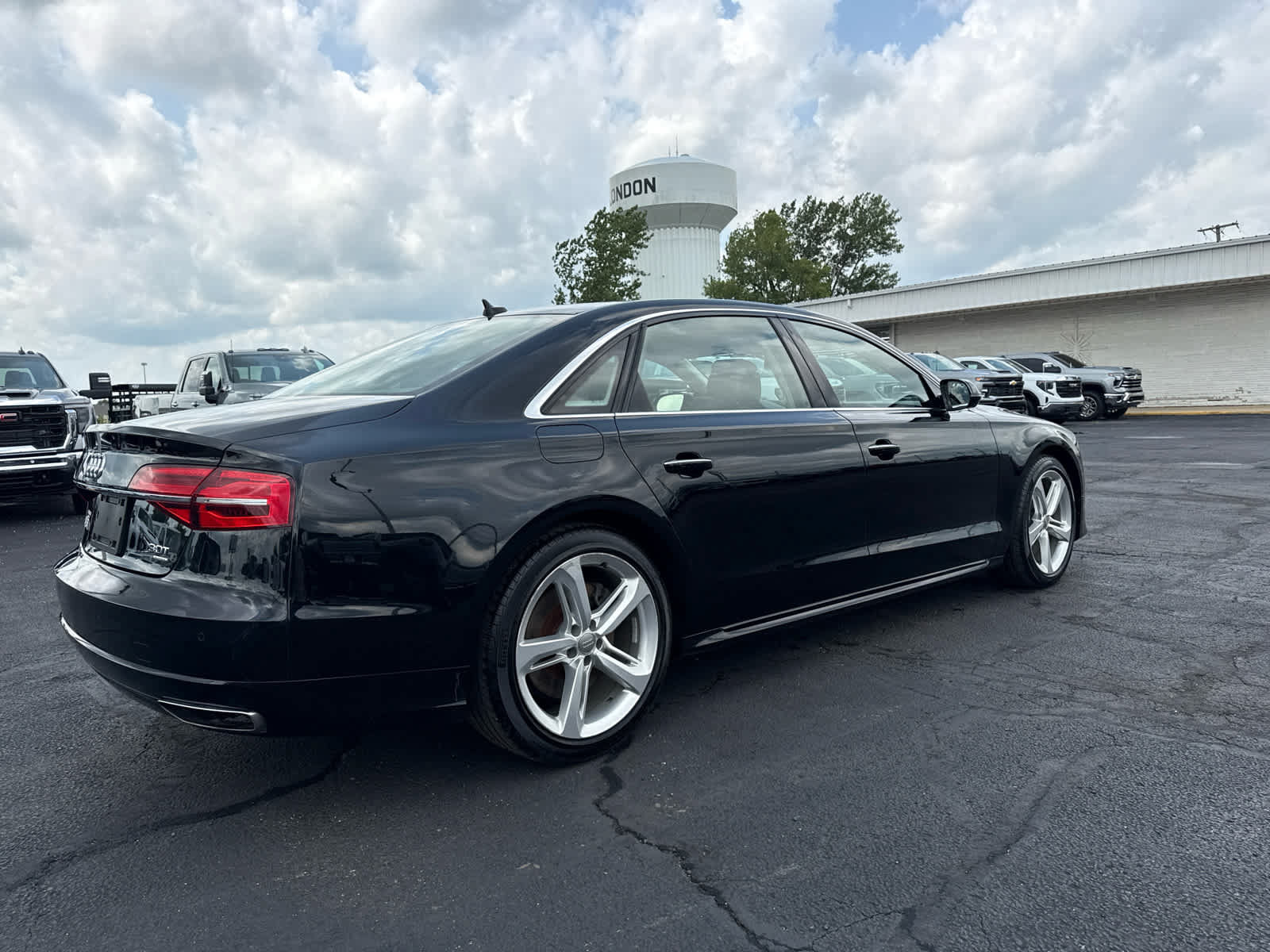Used 2018 Audi A8 L 3.0T w/ Executive Package AWD/4WD image 5