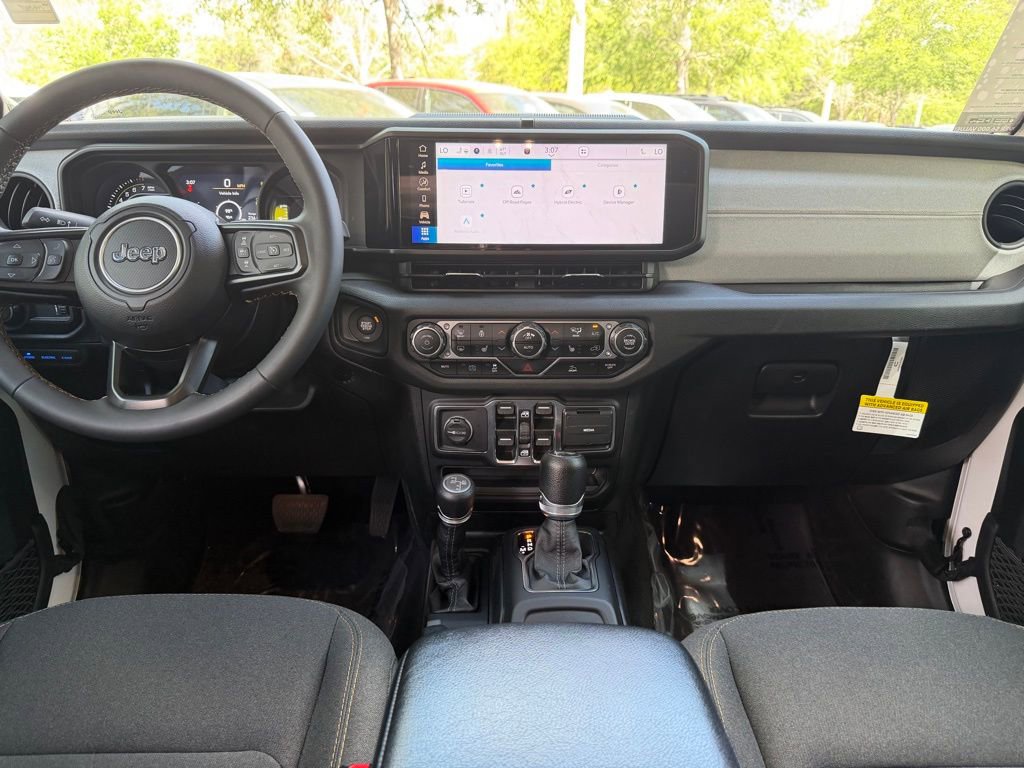 Used 2024 Jeep Wrangler Unlimited w/ Convenience Group image 14