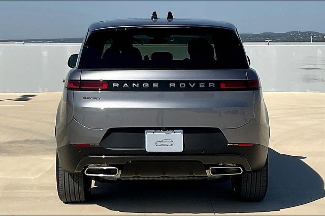 New 2025 Land Rover Range Rover Sport SE image 4