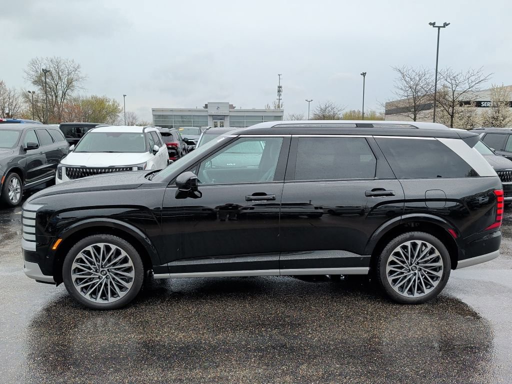 Used 2026 Hyundai Palisade Calligraphy AWD/4WD image 2