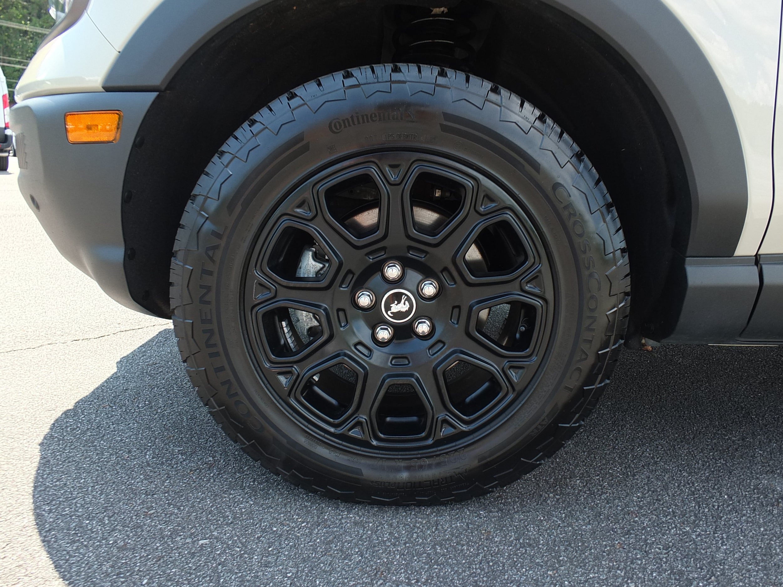 Used 2025 Ford Bronco Sport Badlands AWD/4WD image 9