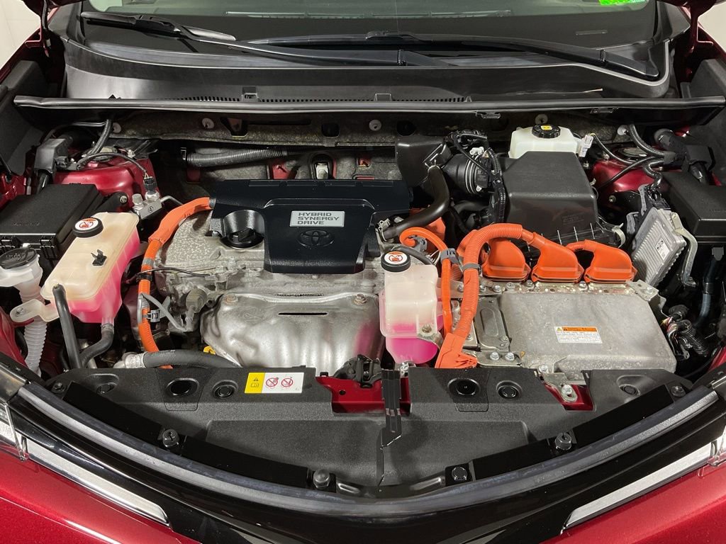 Used 2018 Toyota RAV4 LE AWD/4WD image 9