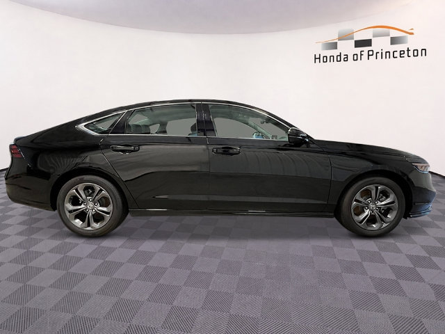New 2026 Honda Accord EX-L image 2