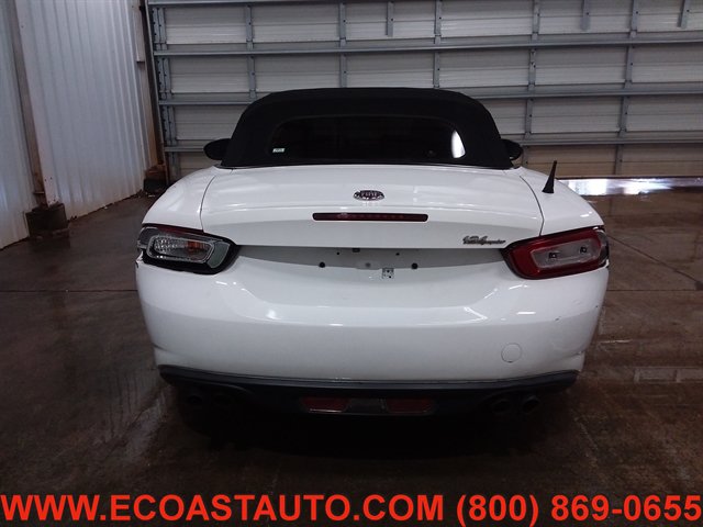 Used 2018 FIAT 124 Spider Classica w/ Technology Group RWD image 8