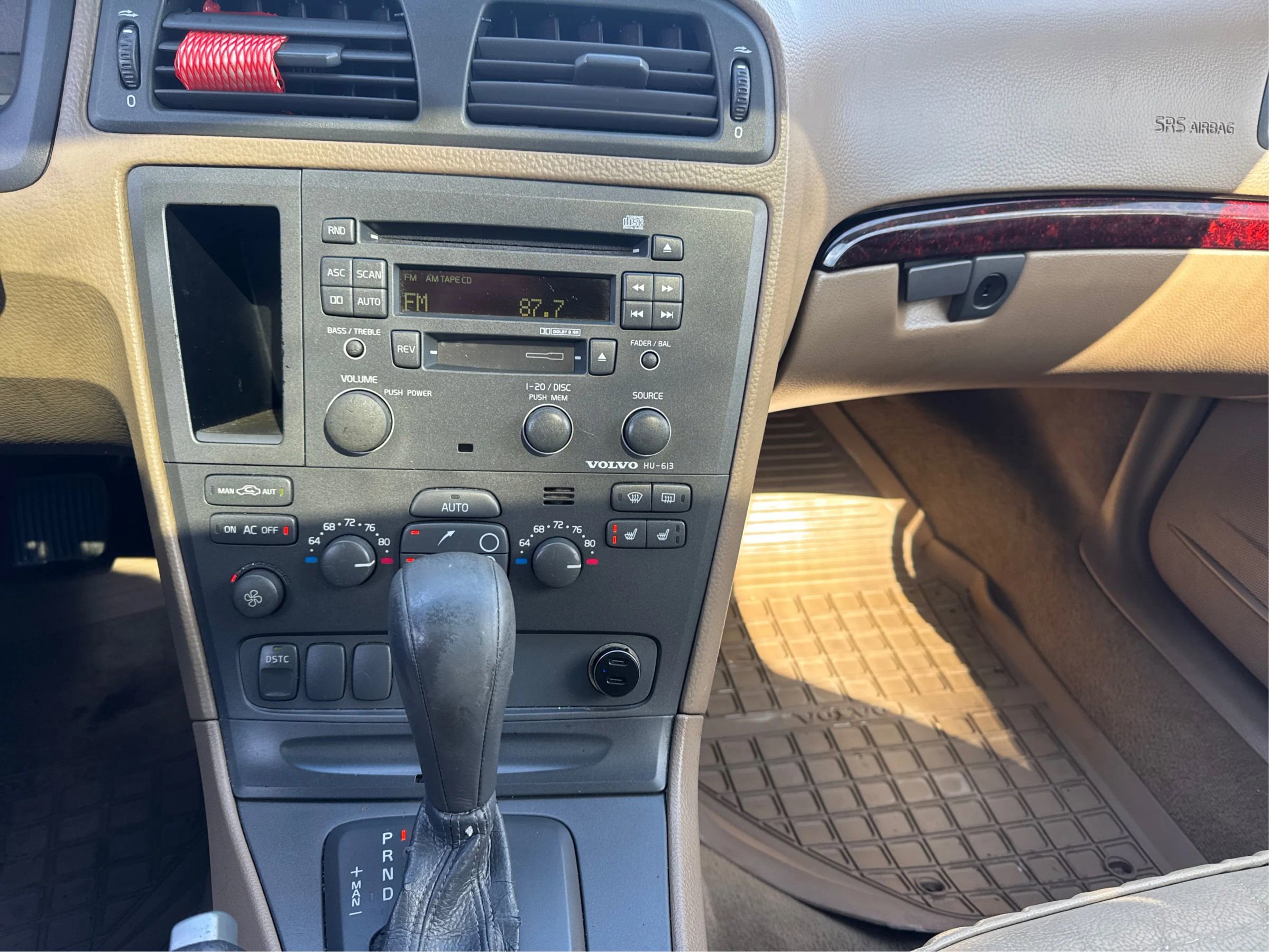 Used 2003 Volvo XC70 2.5T Wagon 4D image 26