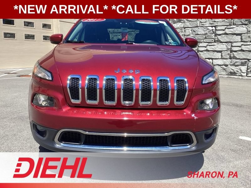 Used 2017 Jeep Cherokee Limited AWD/4WD image 2