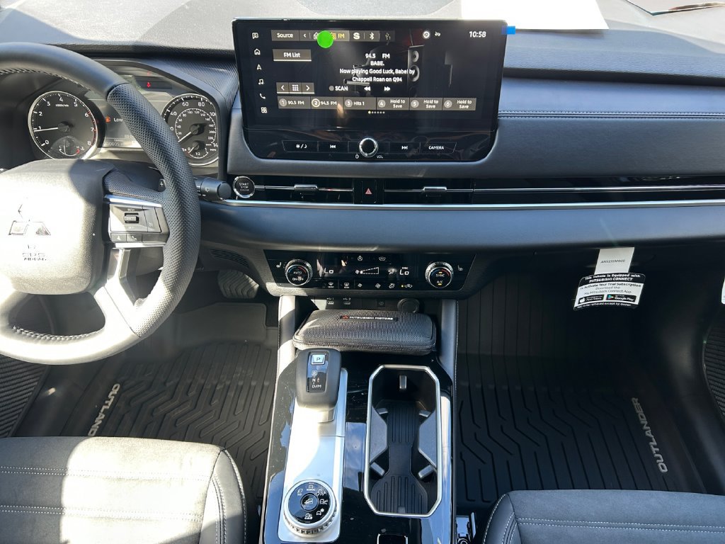 New 2026 Mitsubishi Outlander SE AWD/4WD image 11
