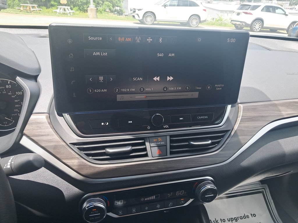 New 2026 Nissan Altima 2.5 SV w/ SV Special Edition Package AWD/4WD image 19
