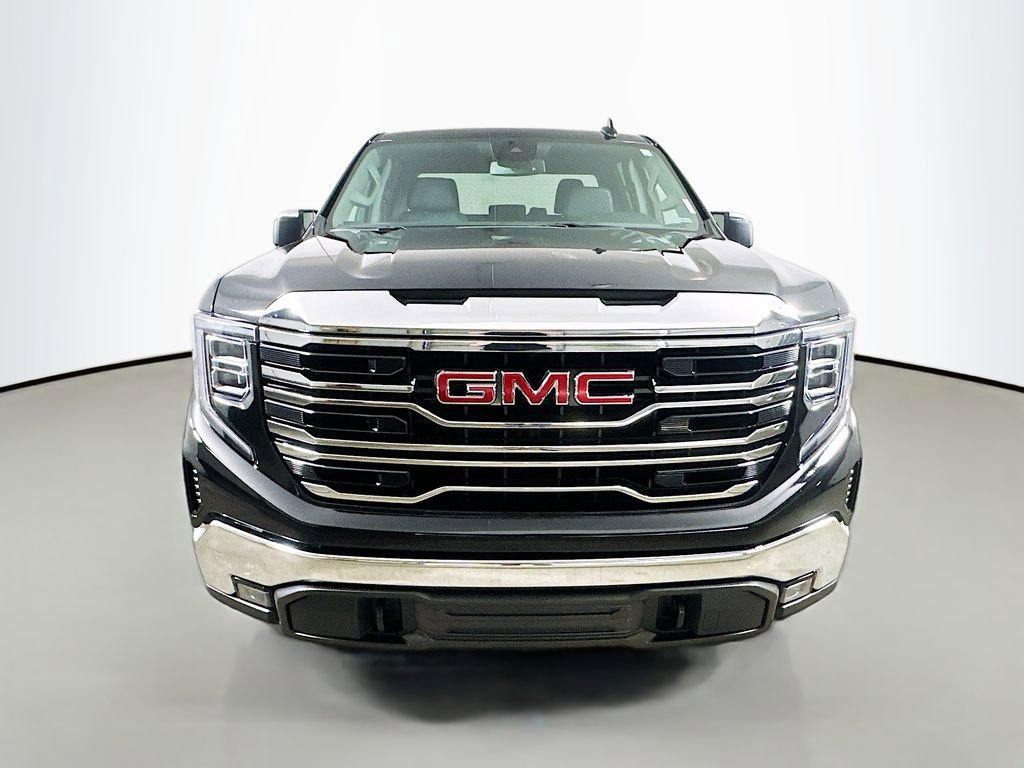 Used 2025 GMC Sierra 1500 SLT RWD image 2