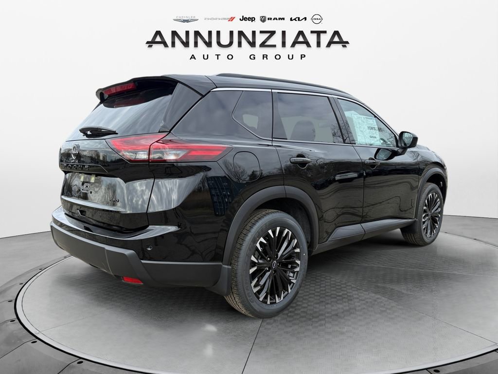 New 2026 Nissan Rogue Dark Armor image 5