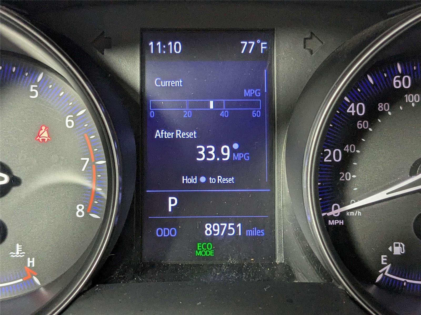 Used 2020 Toyota C-HR XLE FWD image 18