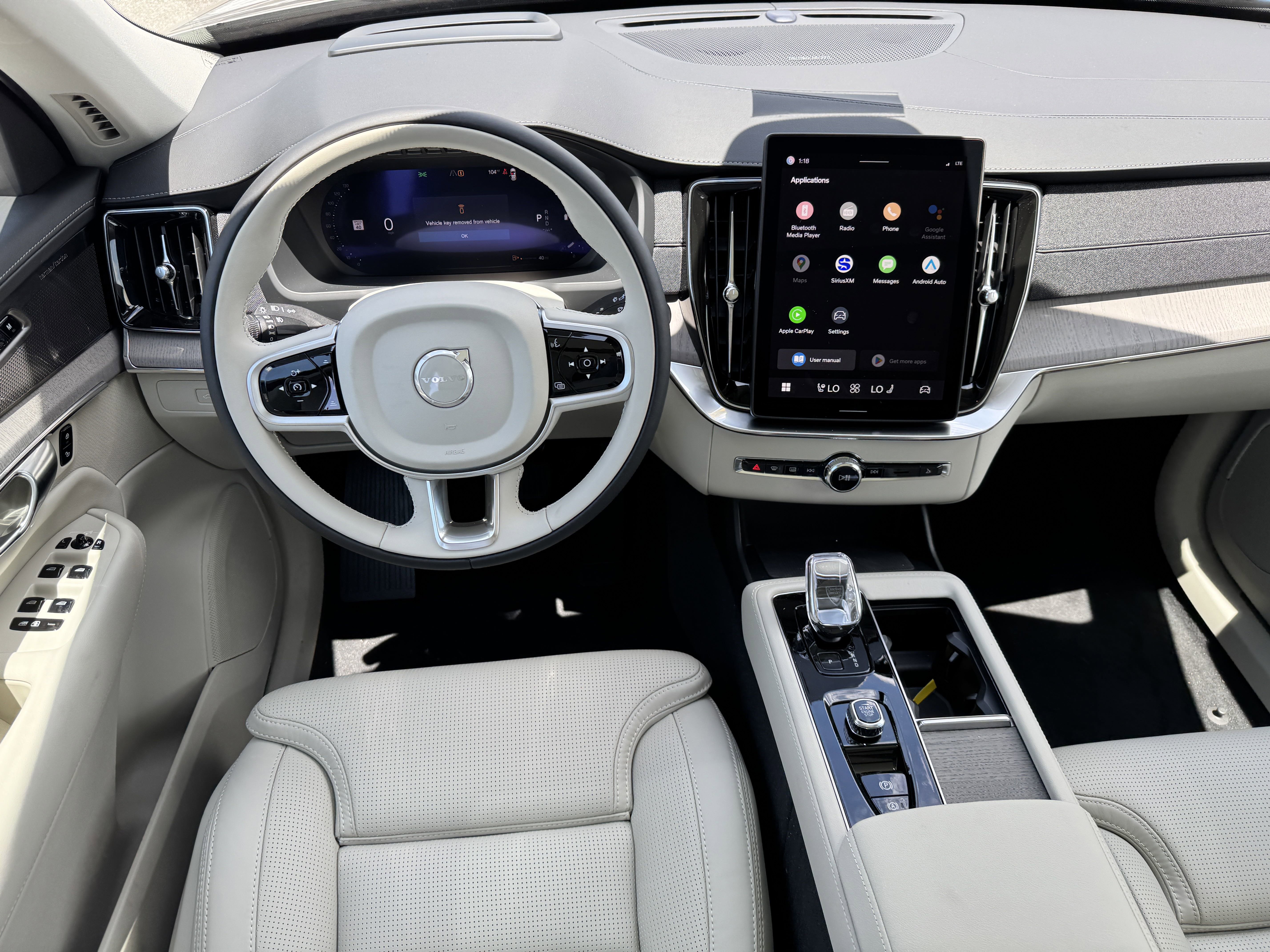 New 2026 Volvo XC90 B5 Ultra image 14