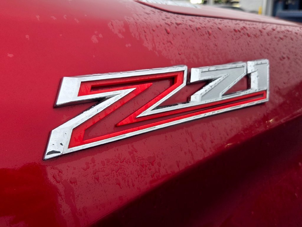 Used 2023 Chevrolet Silverado 1500 LTZ AWD/4WD image 5