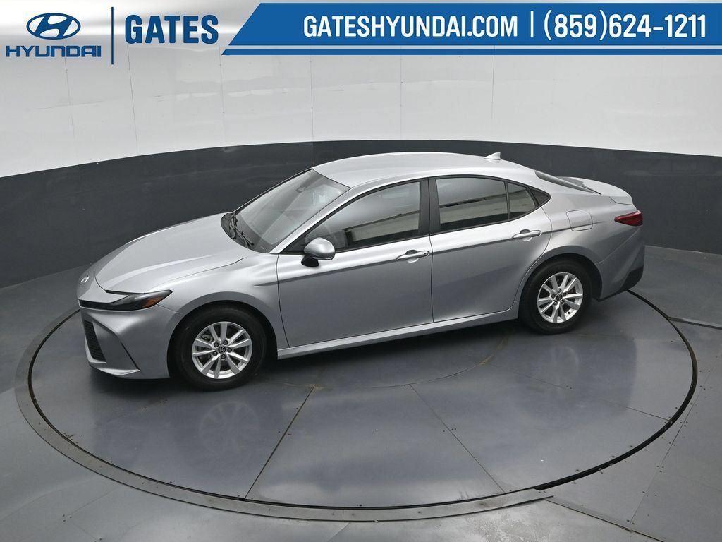 Used 2025 Toyota Camry LE FWD image 50