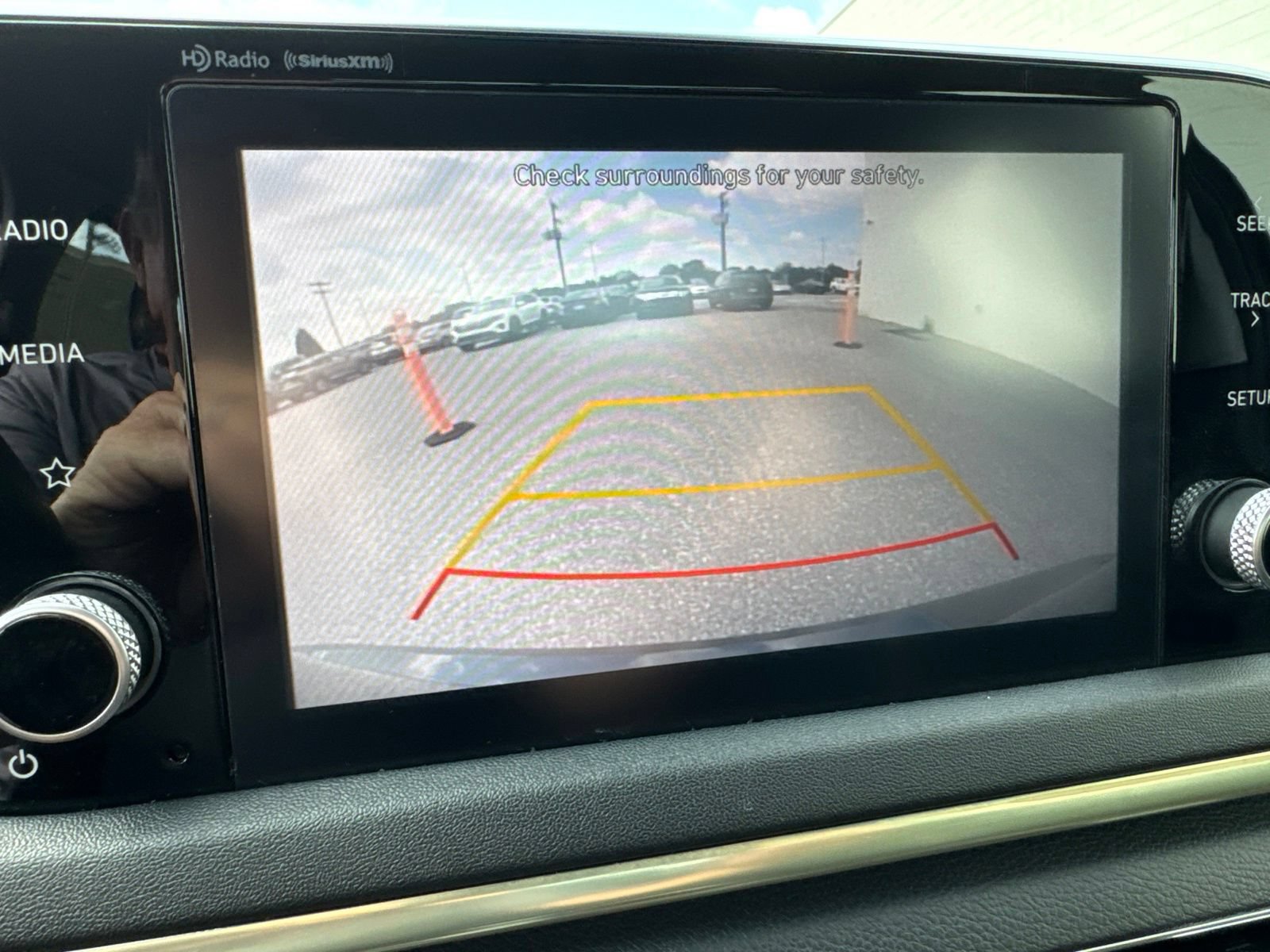 Used 2021 Hyundai Sonata SEL w/ Preferred Accessory Package FWD image 21