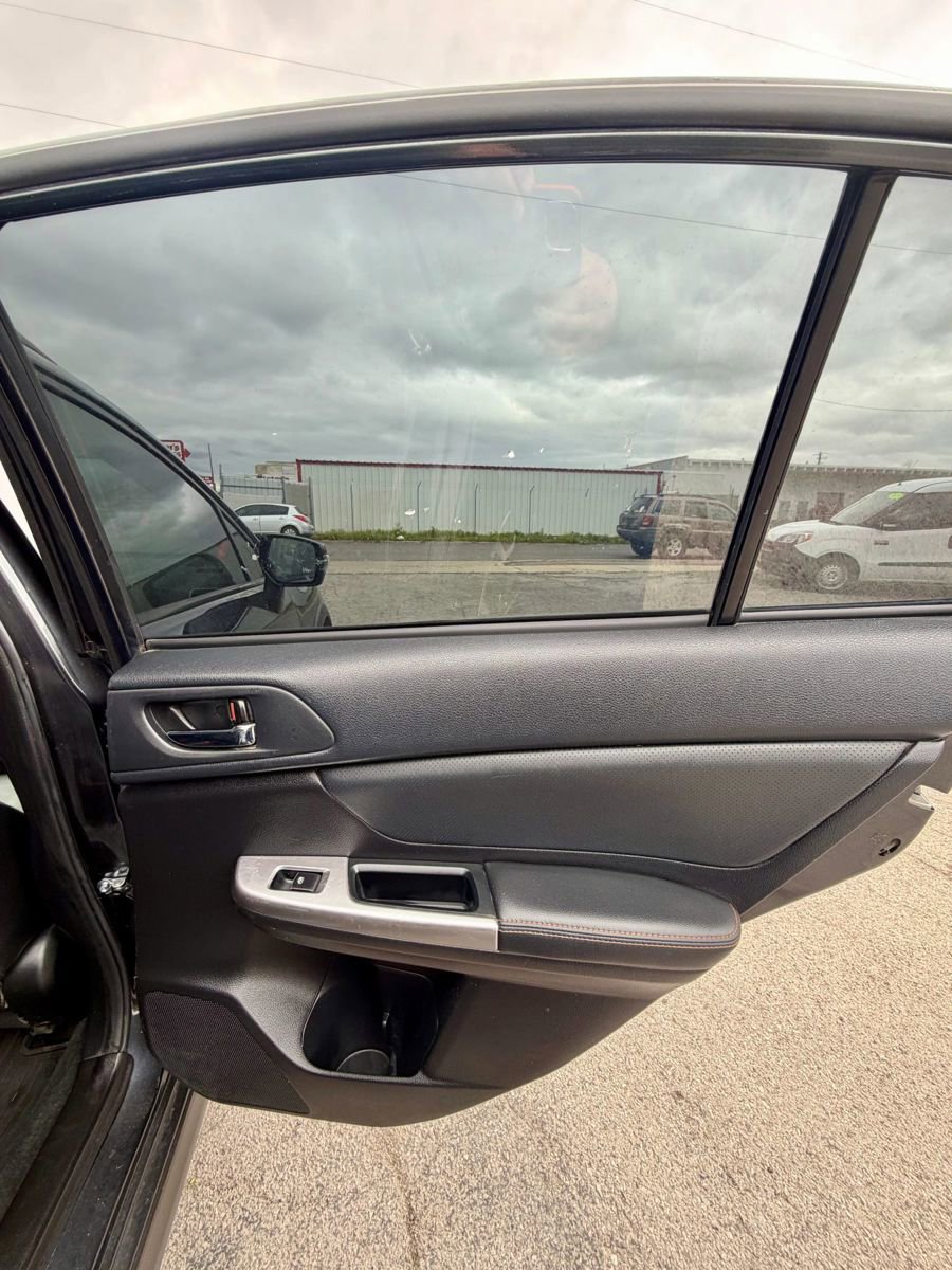 Used 2016 Subaru Crosstrek 2.0i Limited AWD/4WD image 18