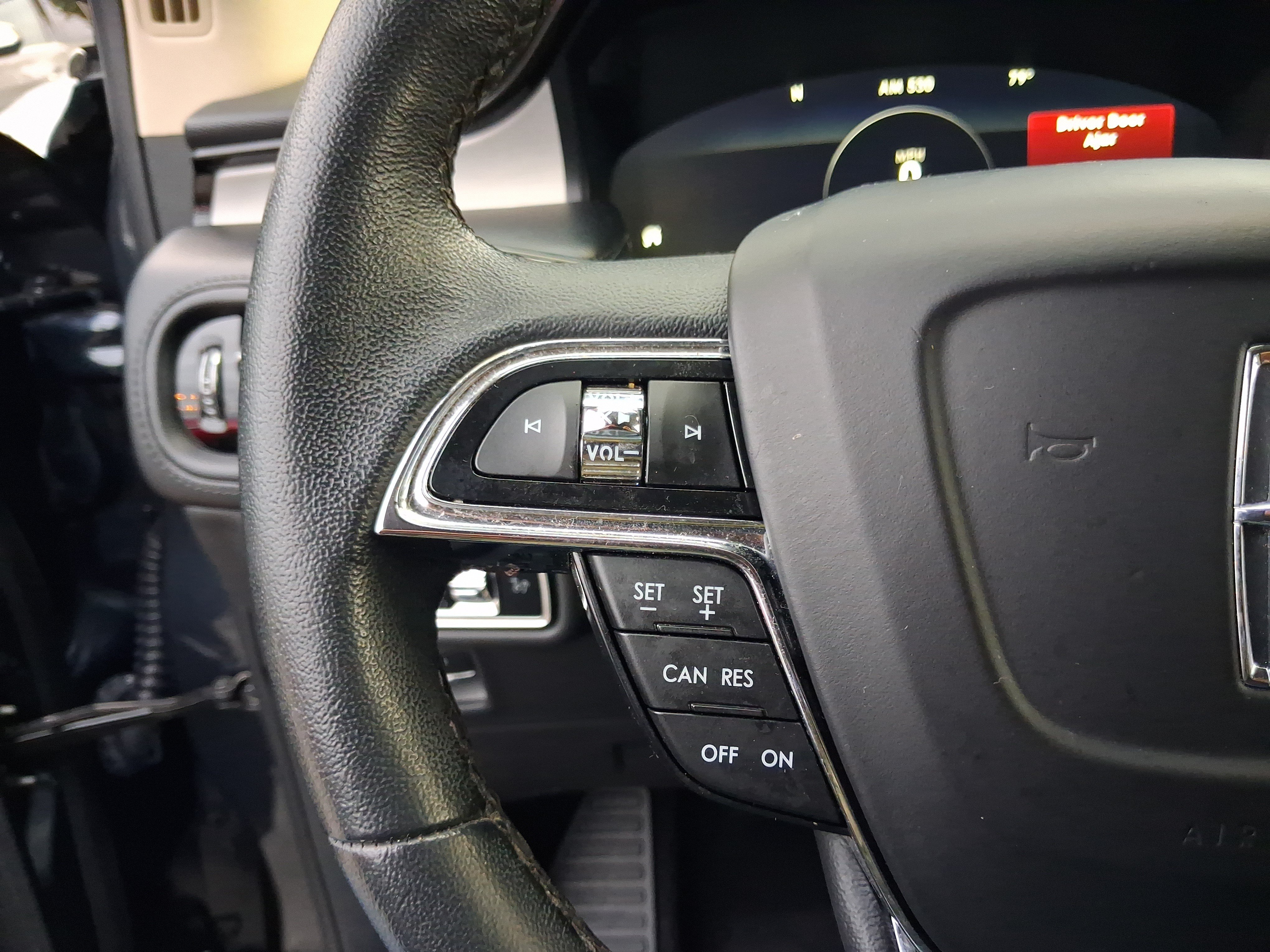 Certified 2023 Lincoln Nautilus AWD image 17