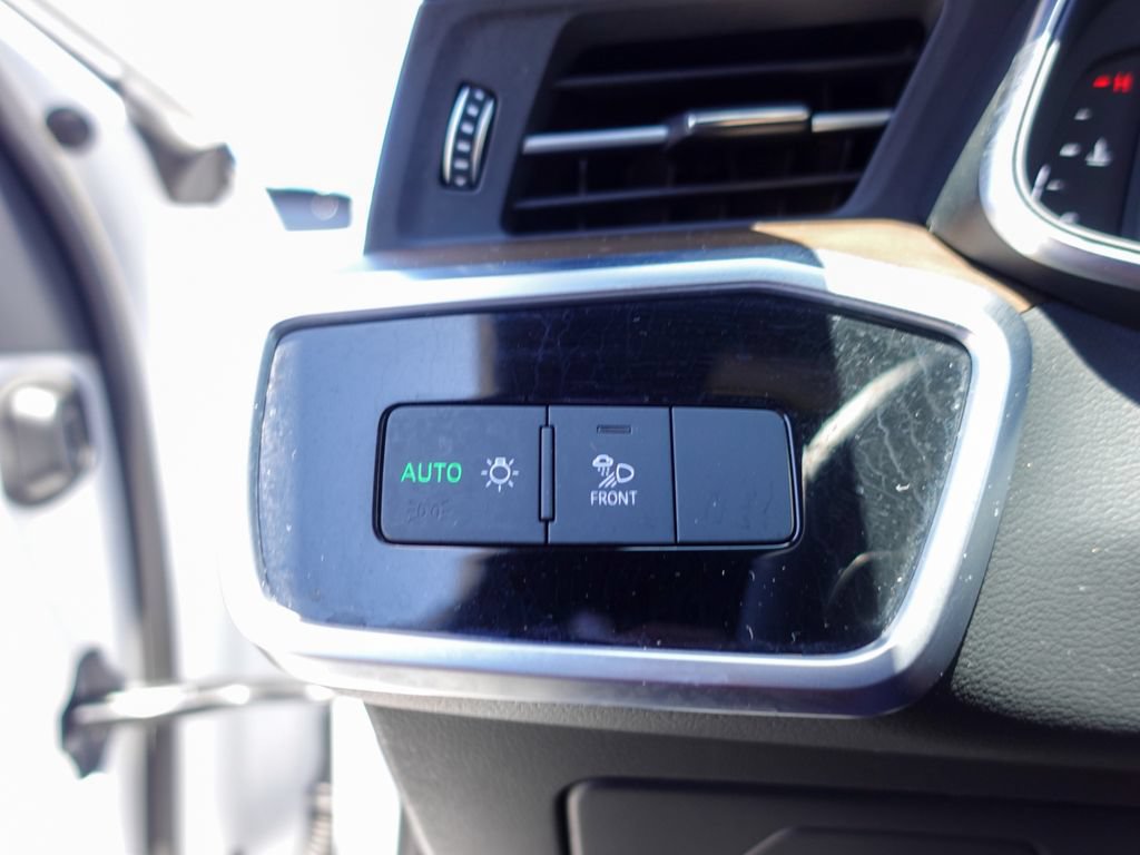 Used 2025 Audi A6 Premium Plus w/ Premium Plus Package AWD/4WD image 16