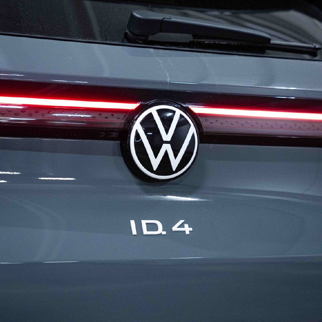 New 2026 Volkswagen ID.4 Pro AWD/4WD image 5
