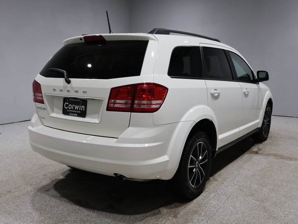 Used 2018 Dodge Journey SE w/ Blacktop Package video 2