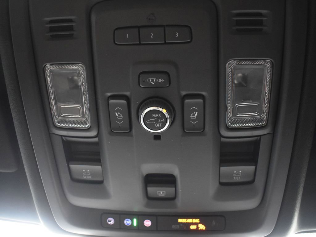 Used 2023 Cadillac Escalade ESV Premium Luxury w/ Performance Package image 25