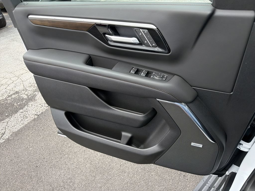 New 2026 Chevrolet Tahoe High Country AWD/4WD image 14