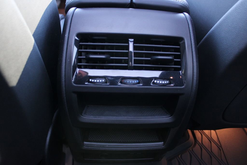 Used 2024 BMW X5 xDrive40i w/ Premium Package image 39