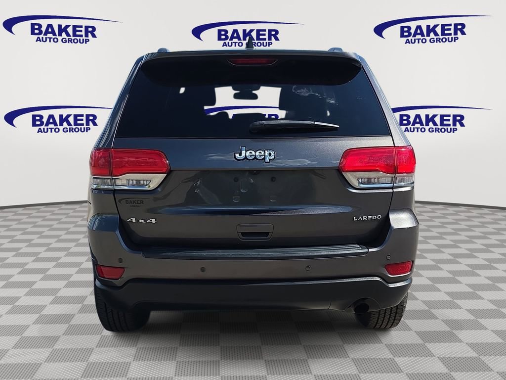 Used 2019 Jeep Grand Cherokee Laredo AWD/4WD image 4