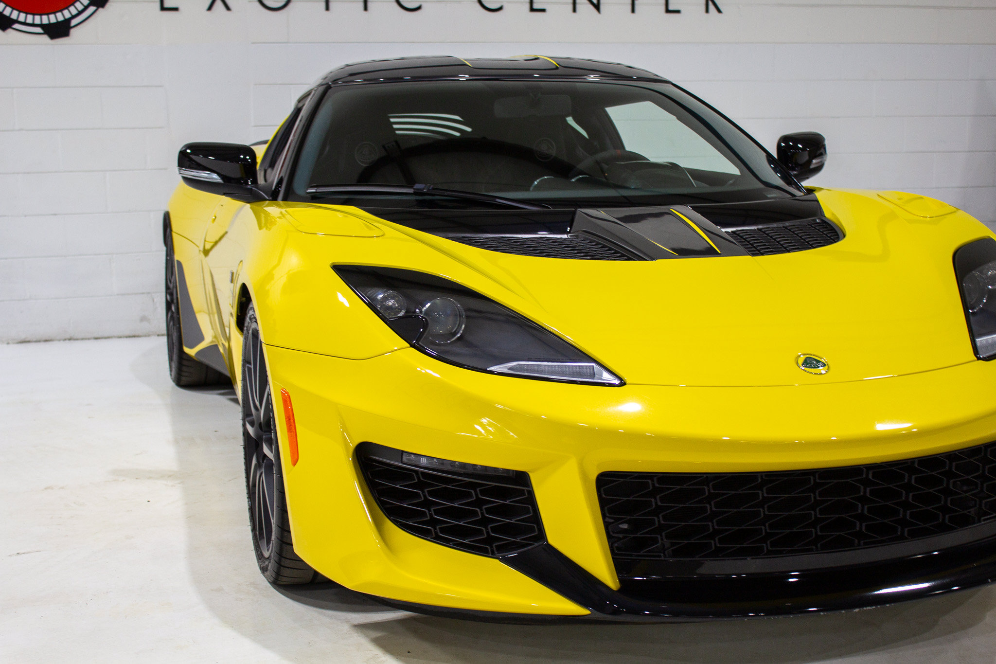 Used 2021 Lotus Evora RWD image 14