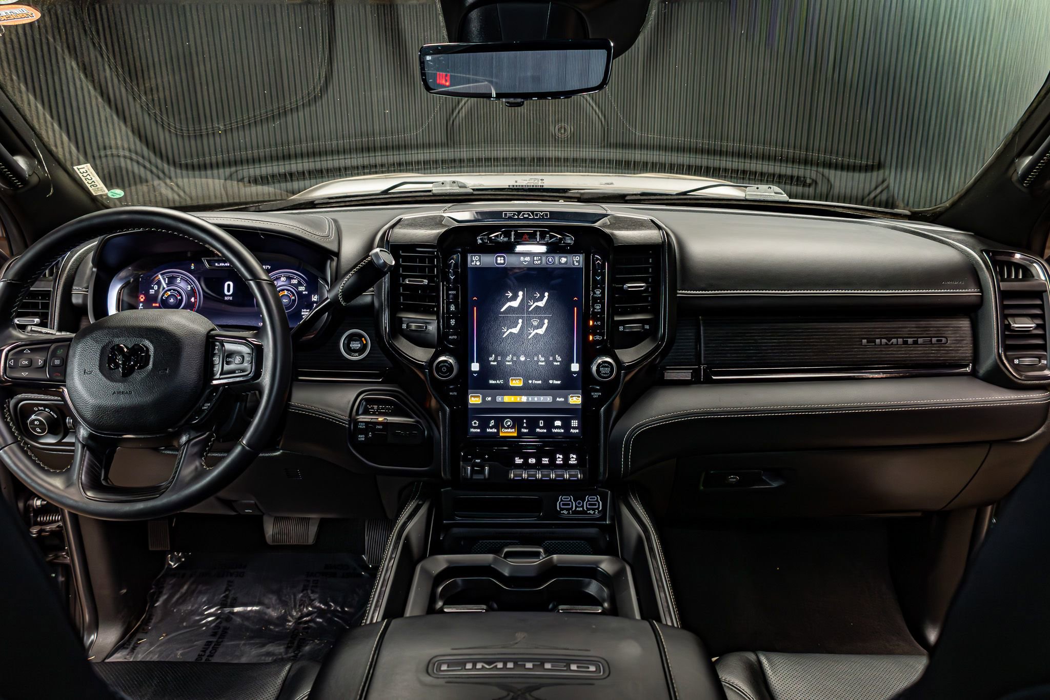 Used 2024 RAM 2500 Limited AWD/4WD image 17