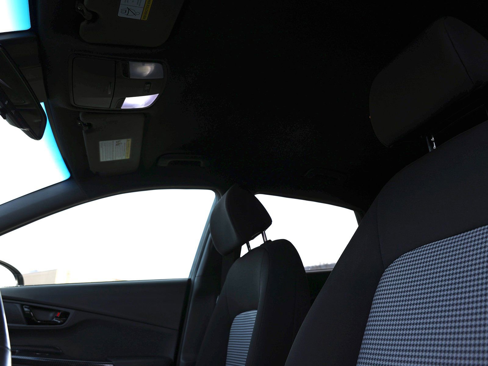 Used 2021 Hyundai Kona Night image 21