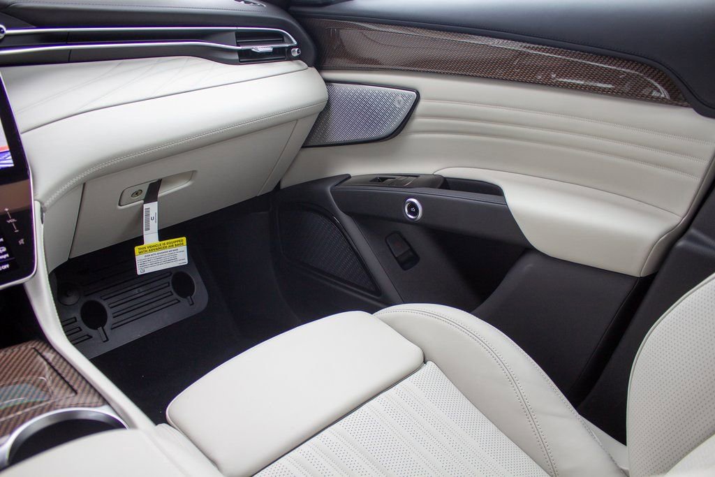 New 2026 Maserati Grecale Modena image 20