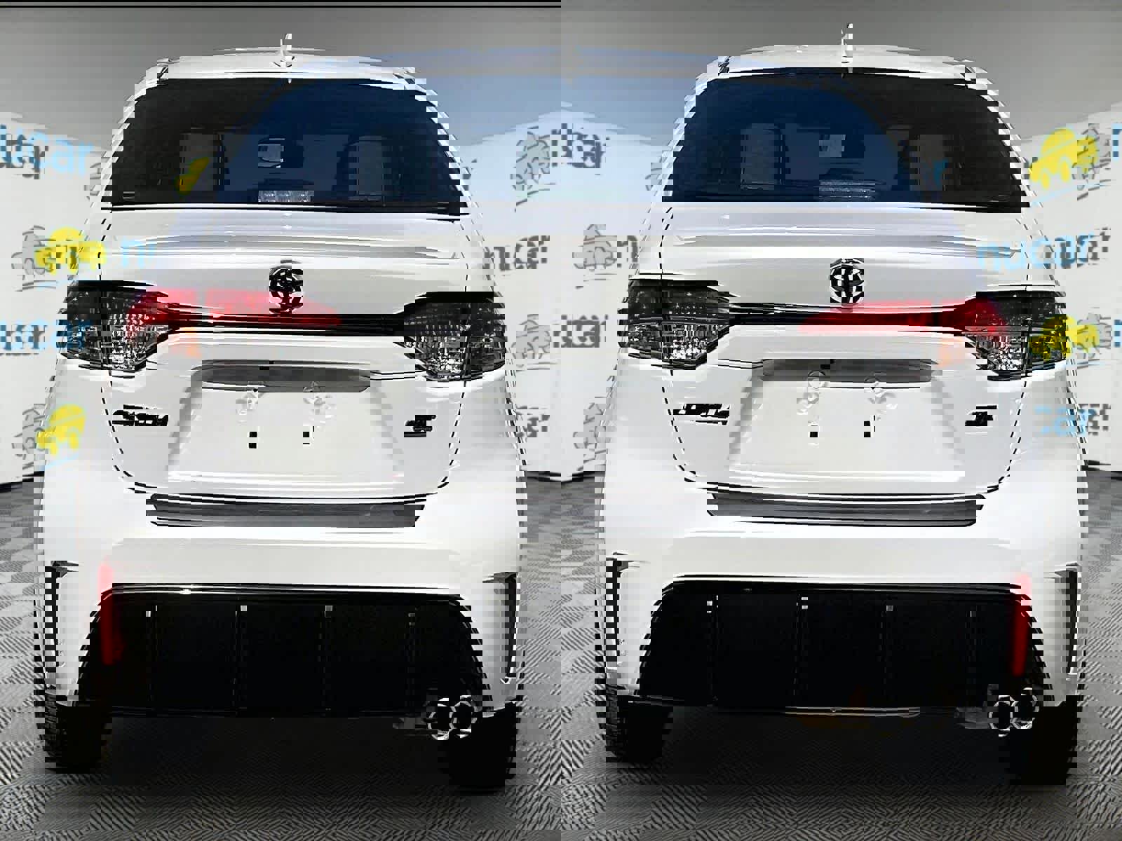 Certified 2025 Toyota Corolla SE FWD image 5