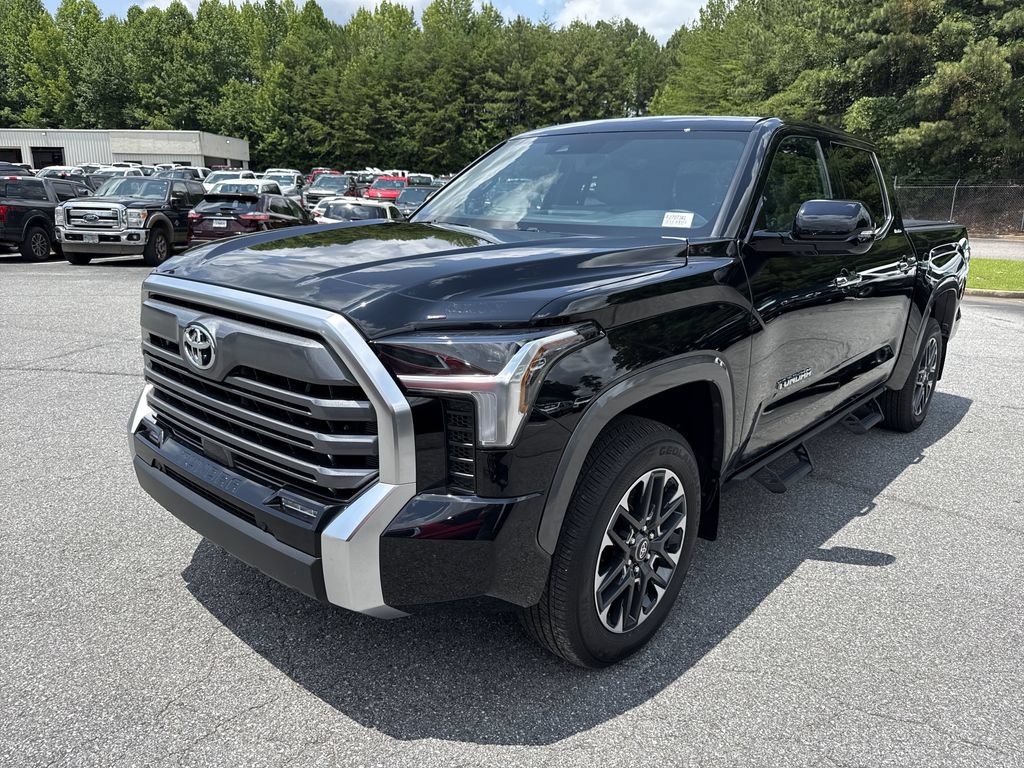 Used 2026 Toyota Tundra Limited AWD/4WD image 5