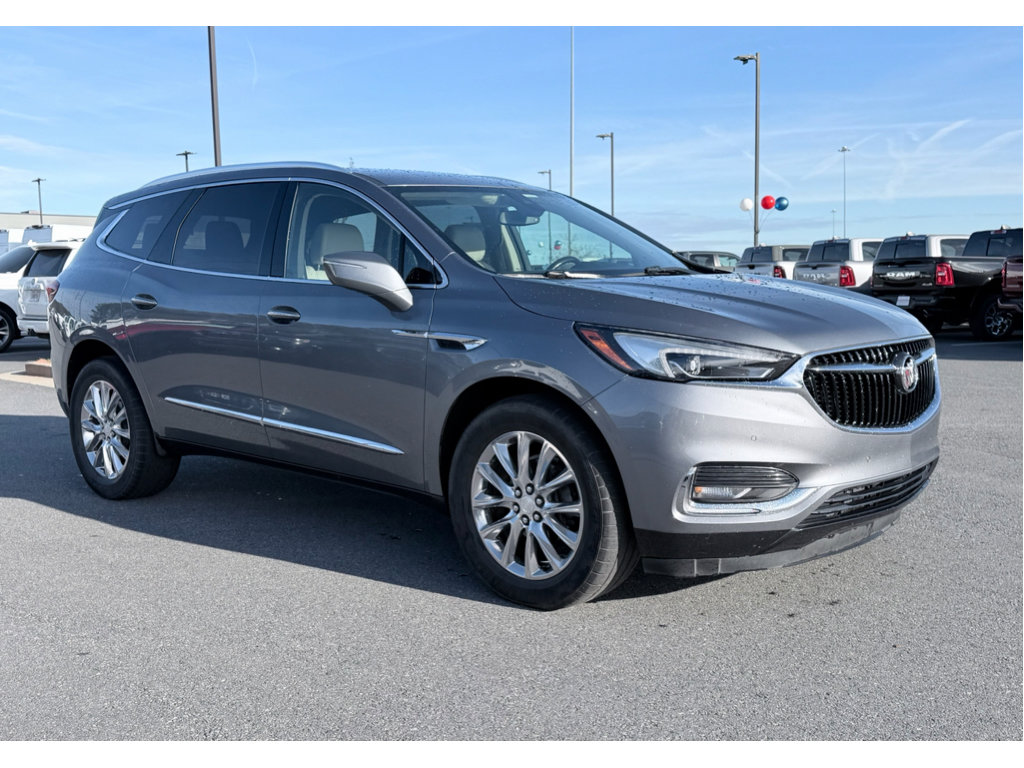 Used 2018 Buick Enclave Premium image 2
